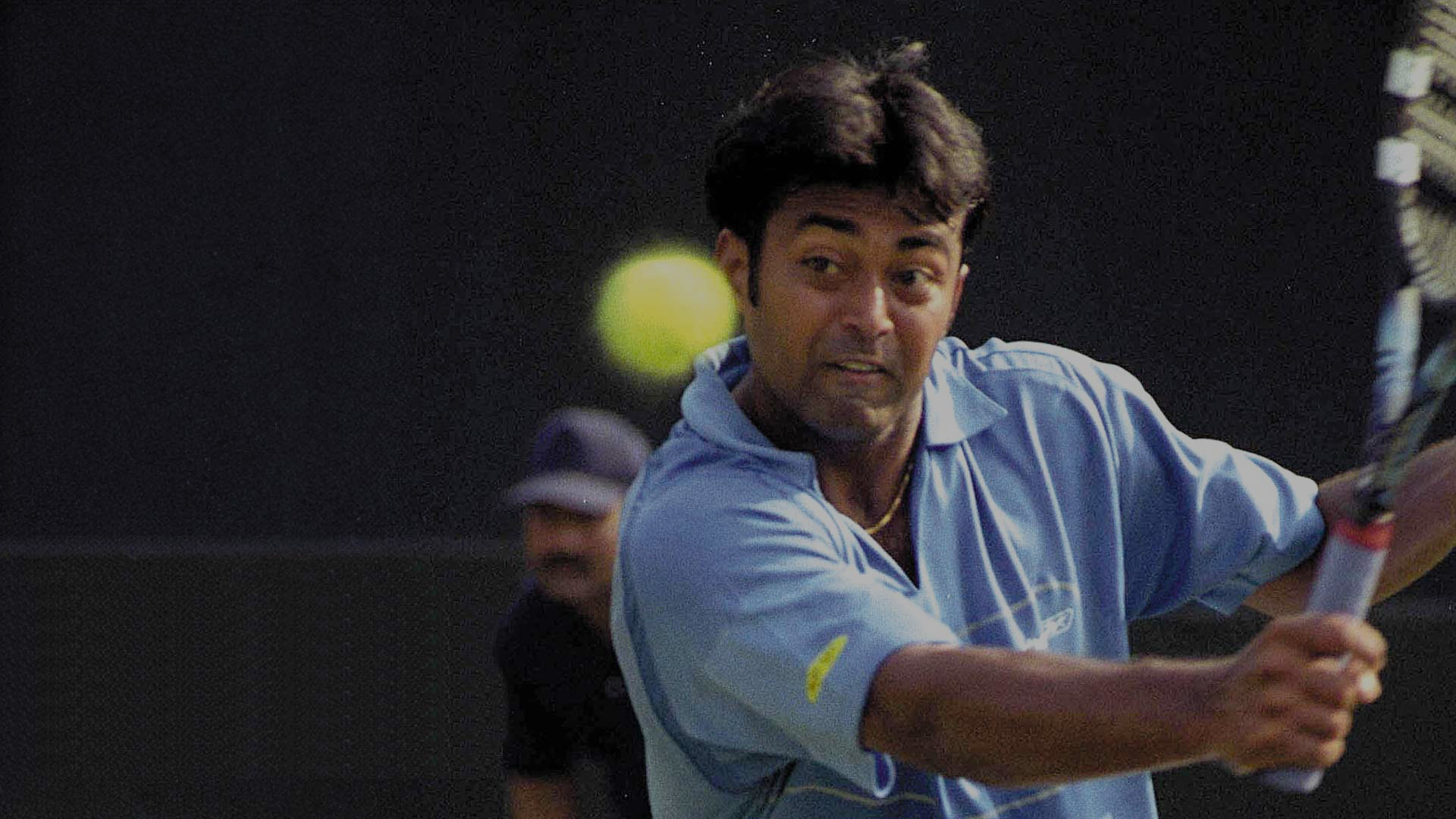 Leander Paes executing a forehand